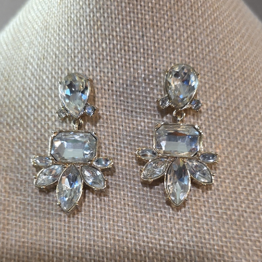 Banana Republic Crystal Drop Earrings